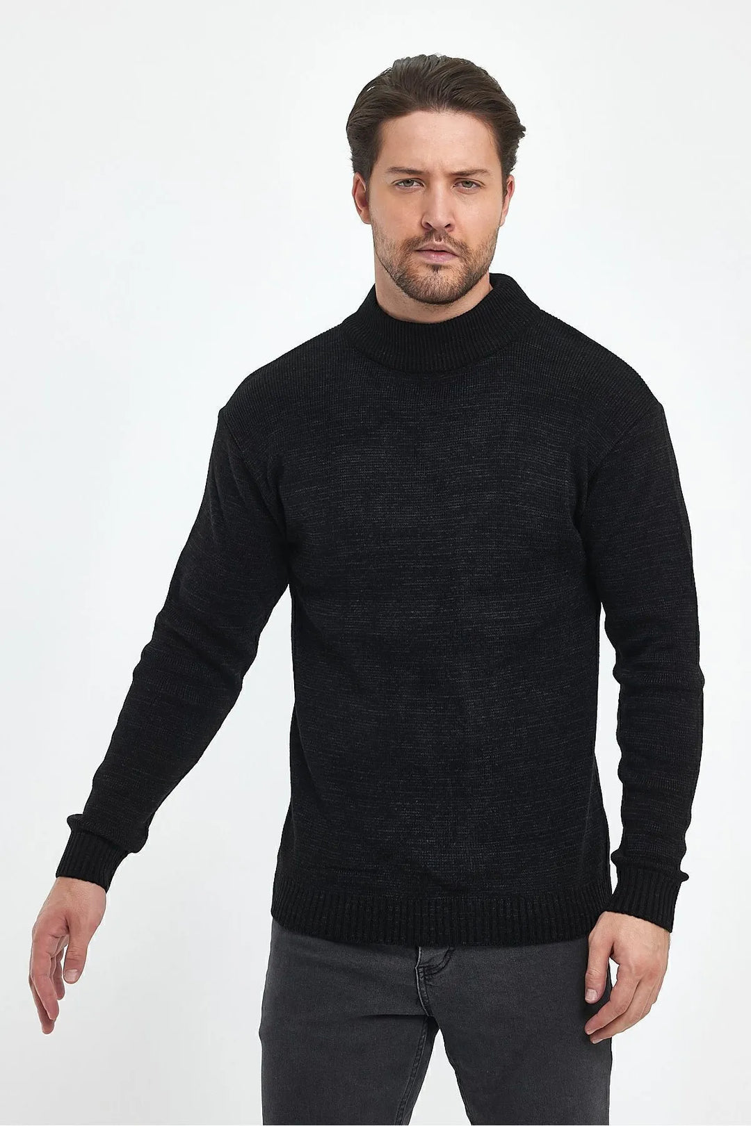 BASIC PLAIN KNIT SWEATER