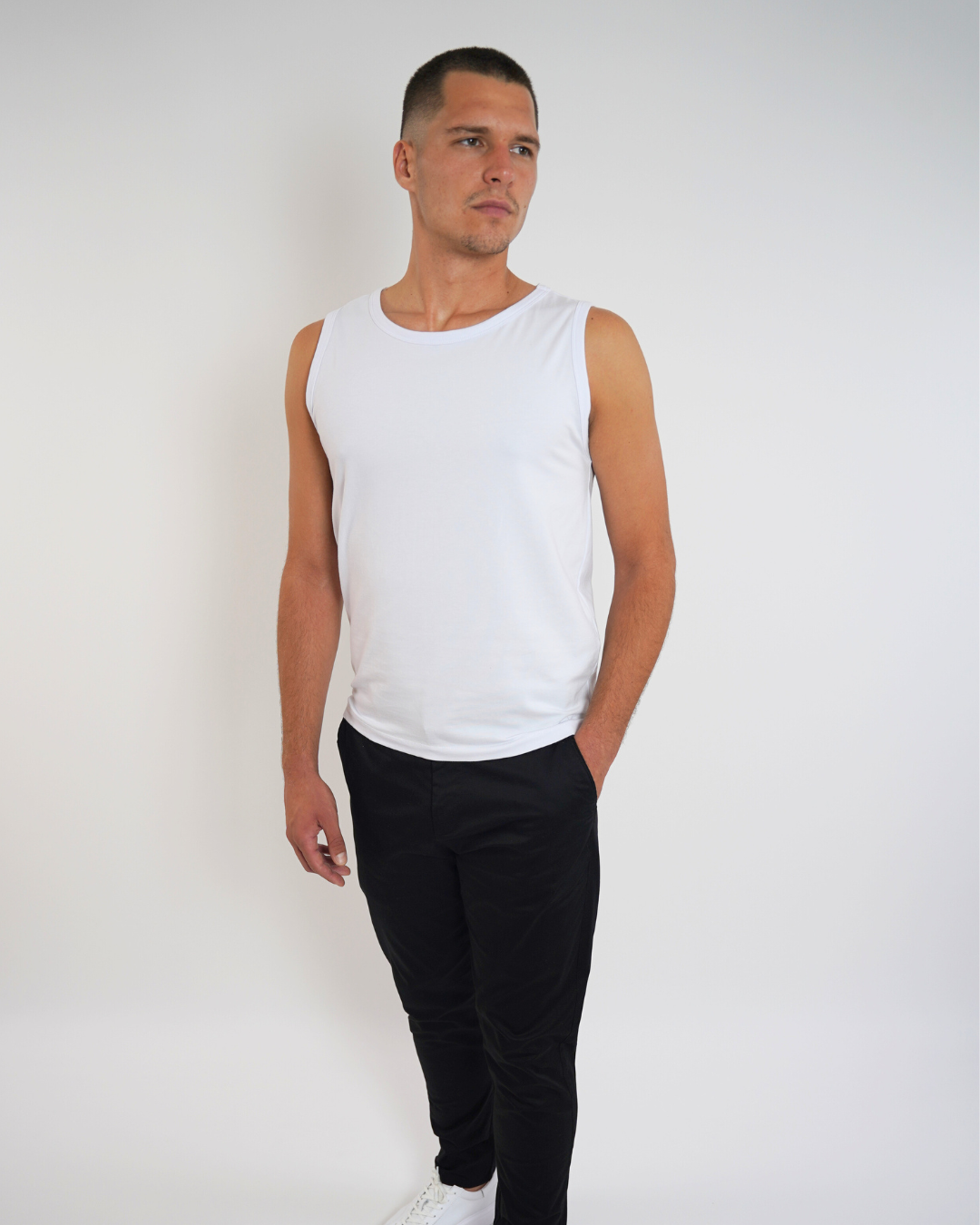 EASE - WHITE BASIC - TANK TOP