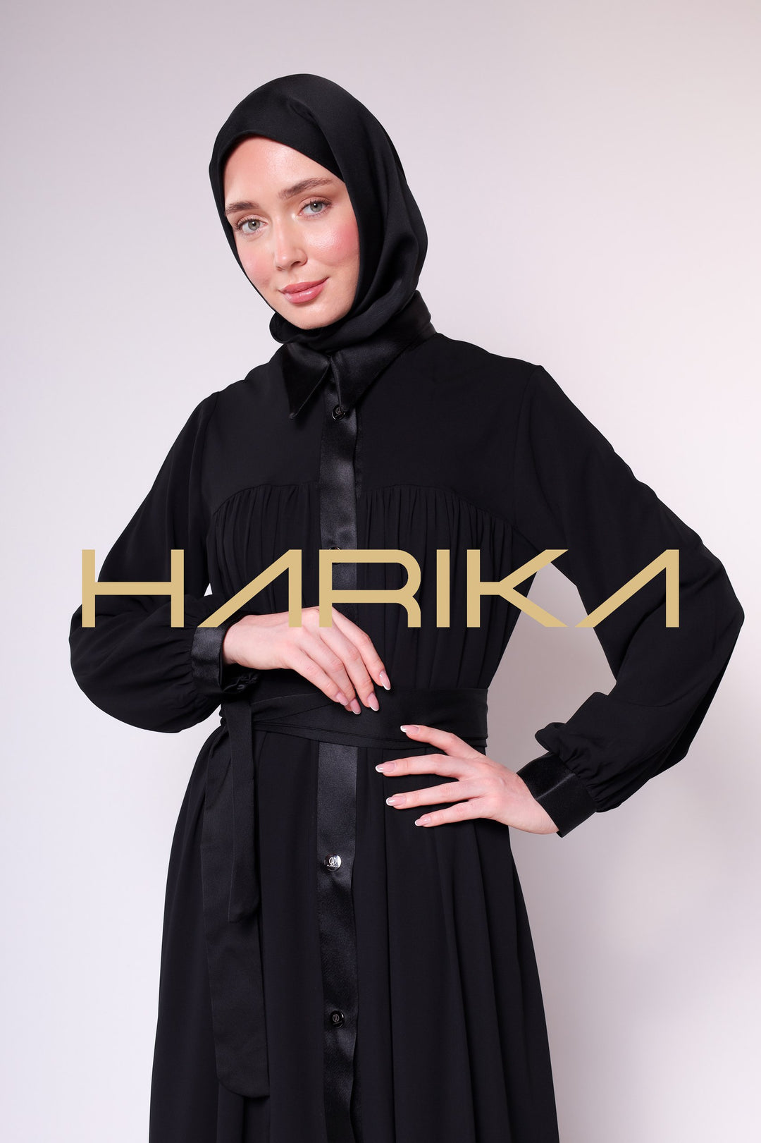 SATIN STRIPE DETAILED BUTTONED BLACK LONG ABAYA - CHIC AND ELEGANT DESIGN