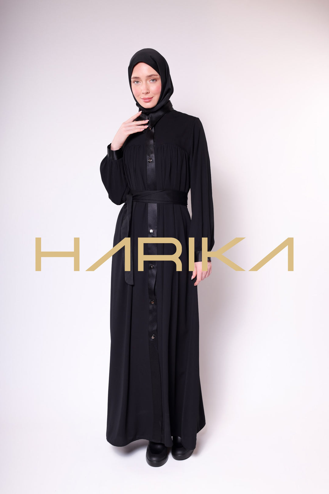 SATIN STRIPE DETAILED BUTTONED BLACK LONG ABAYA - CHIC AND ELEGANT DESIGN